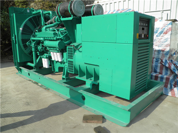 乐亭发电车出租-柴油发电机组在使用的过程中应该做好哪些防护工作