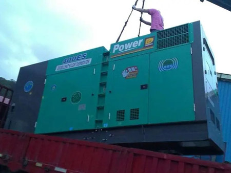 乐亭柴油发电机组转速不稳定时，如何对发动机进行维护？