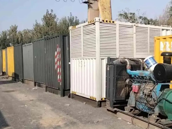 乐亭200KW柴油发电机机组每小时油耗是多少？